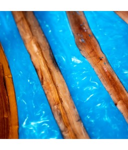 Table Basse en Bois Flotté et Résines Bleues