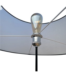 Lampe Design en Bois de Noyer et Abat-jours Noir